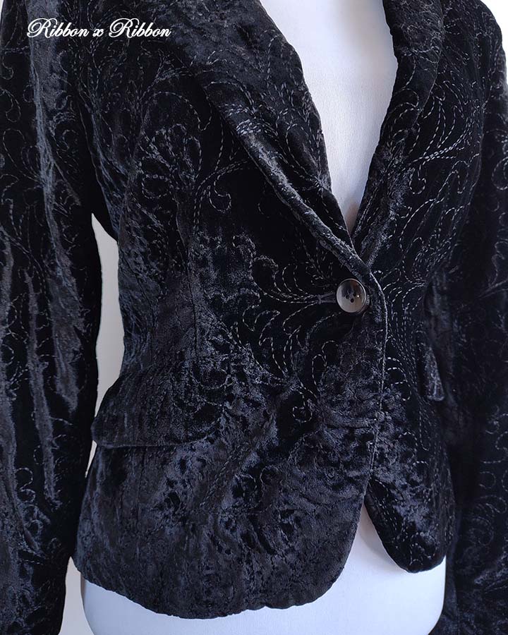 Gothic Velvet Jacket Bandolino