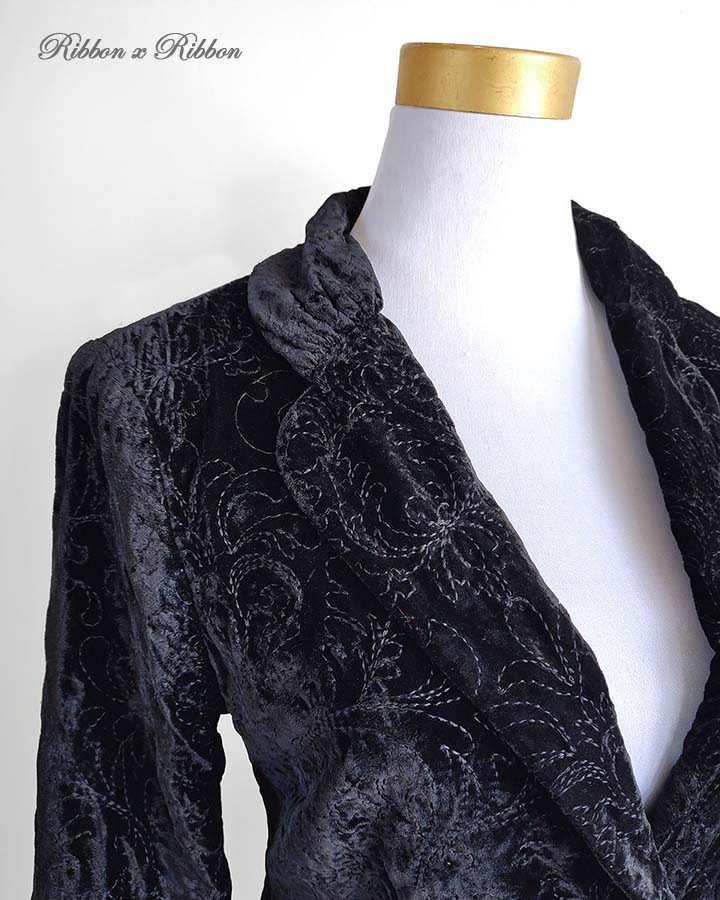 Gothic Velvet Jacket Bandolino