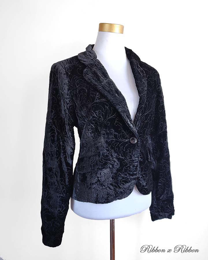 Gothic Velvet Jacket Bandolino